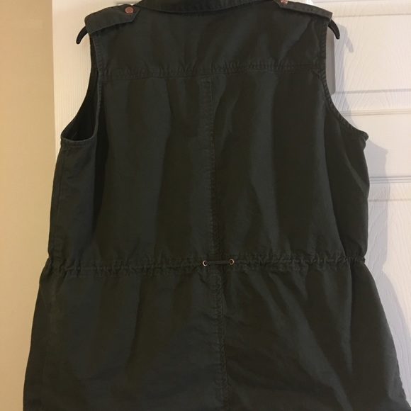 SOLD On Another  Site Army Green Long Vest - Picture 3 of 5